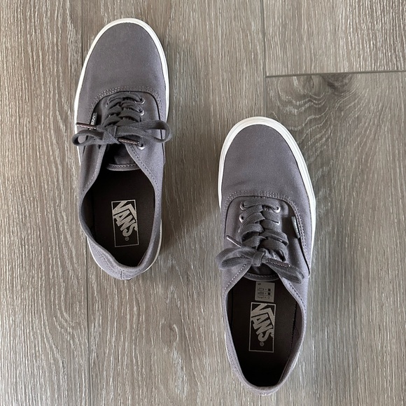 Vans Sneakers - Picture 2 of 5